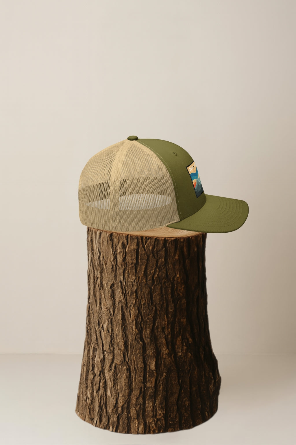 Colores Solis Occidentis Trucker Cap