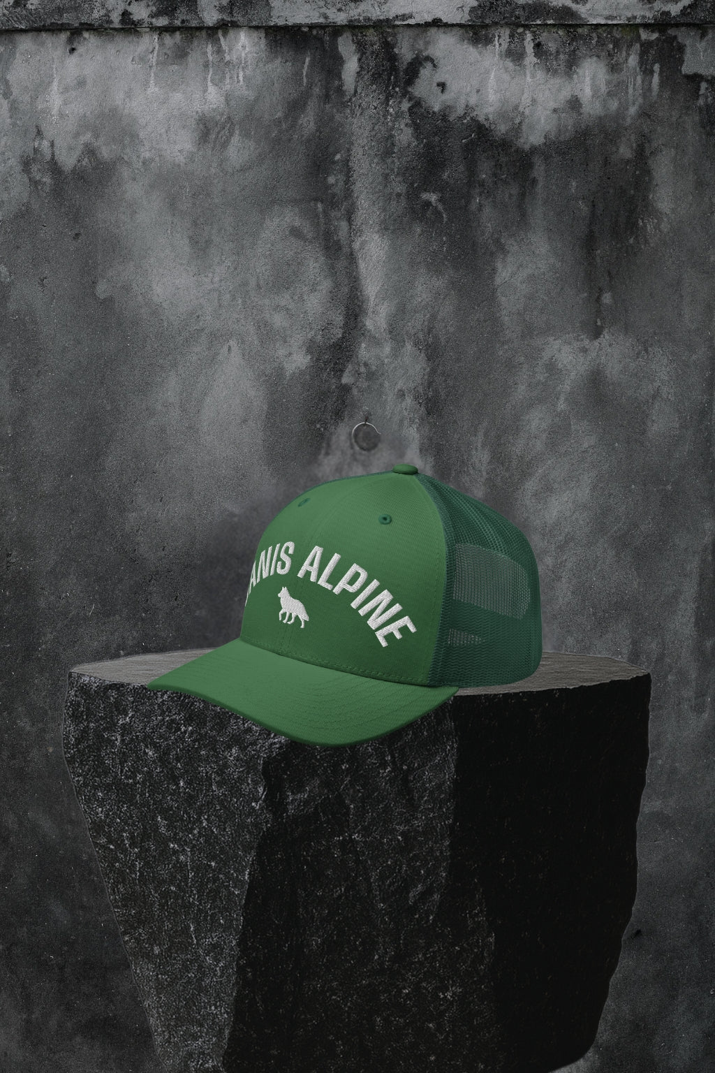Canis White Core Trucker Cap