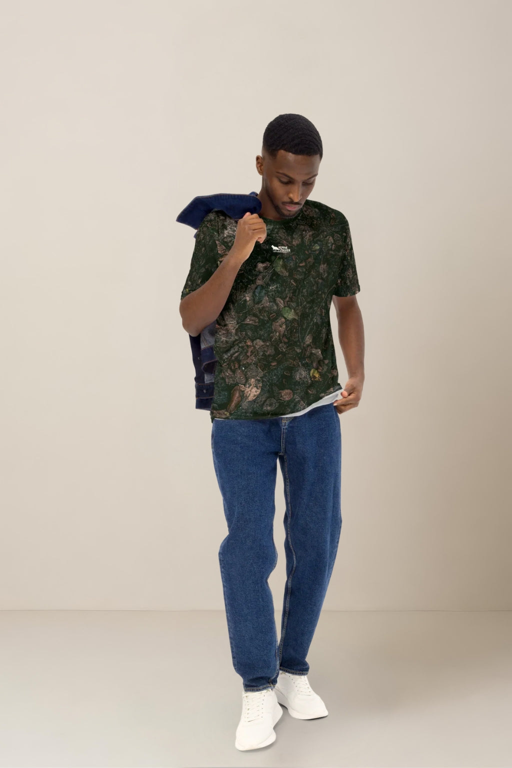 Forest Floor Stalker Homines T-shirt
