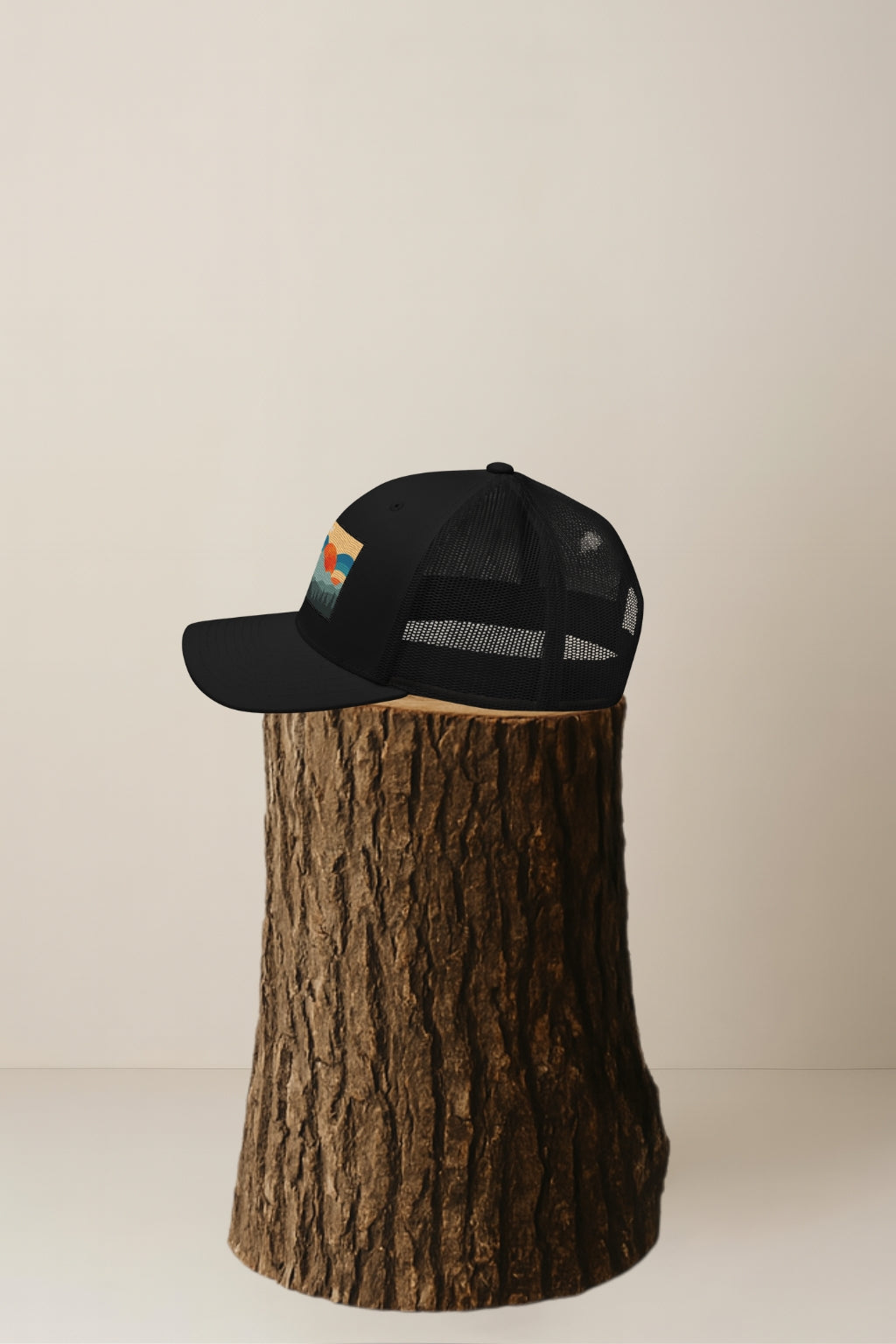 Colores Solis Occidentis Trucker Cap