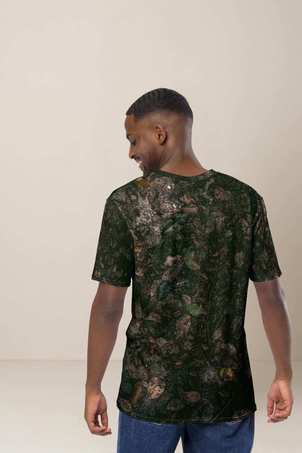 Forest Floor Stalker Homines T-shirt