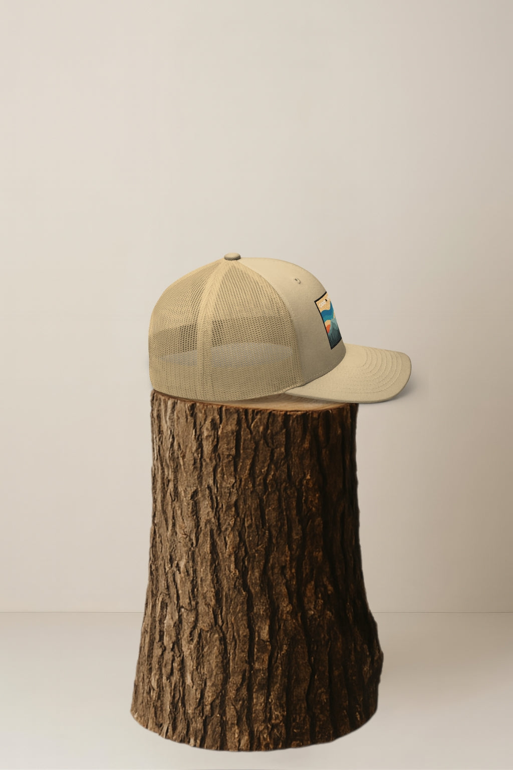 Colores Solis Occidentis Trucker Cap