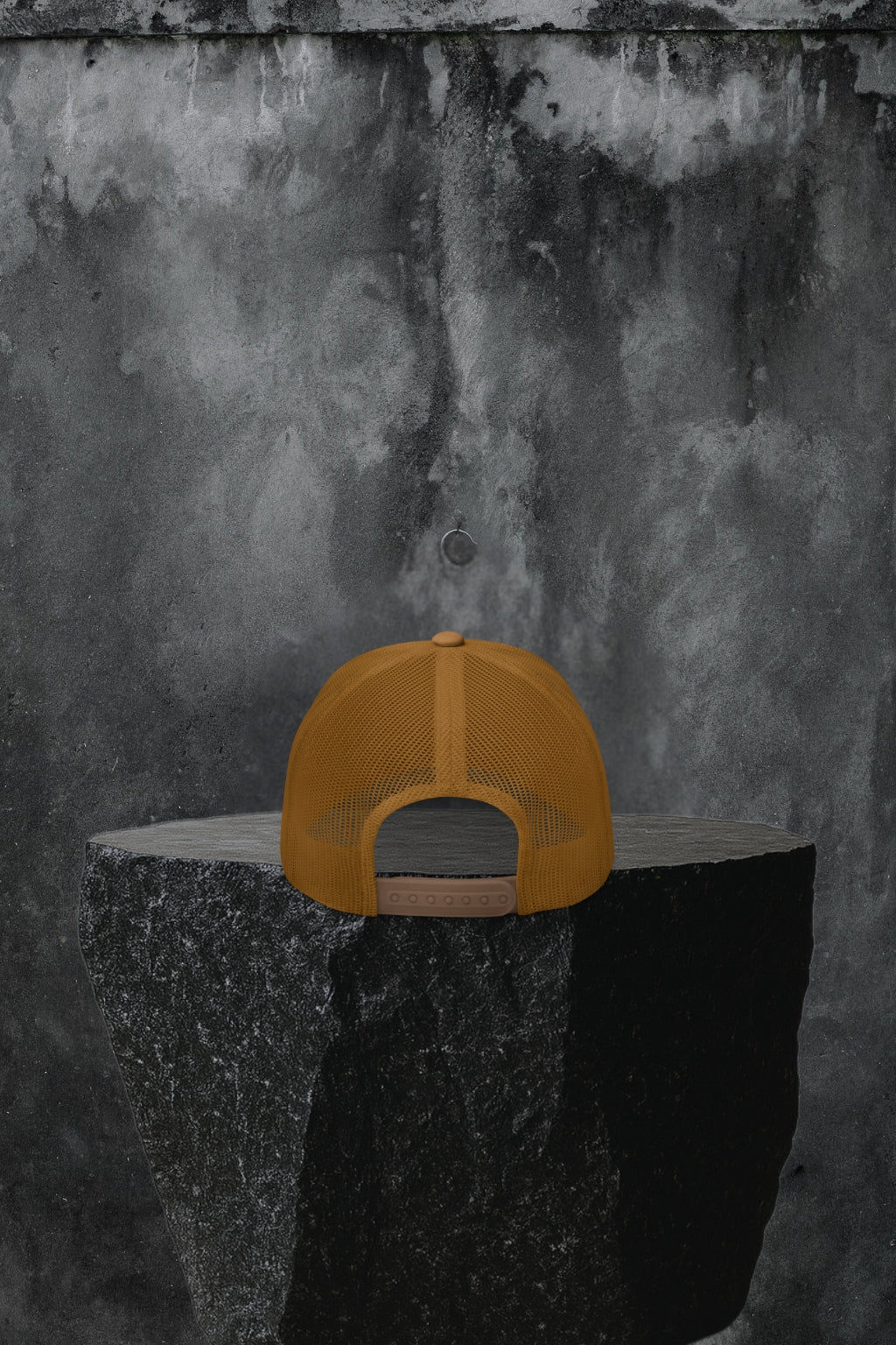 Canis White Core Trucker Cap