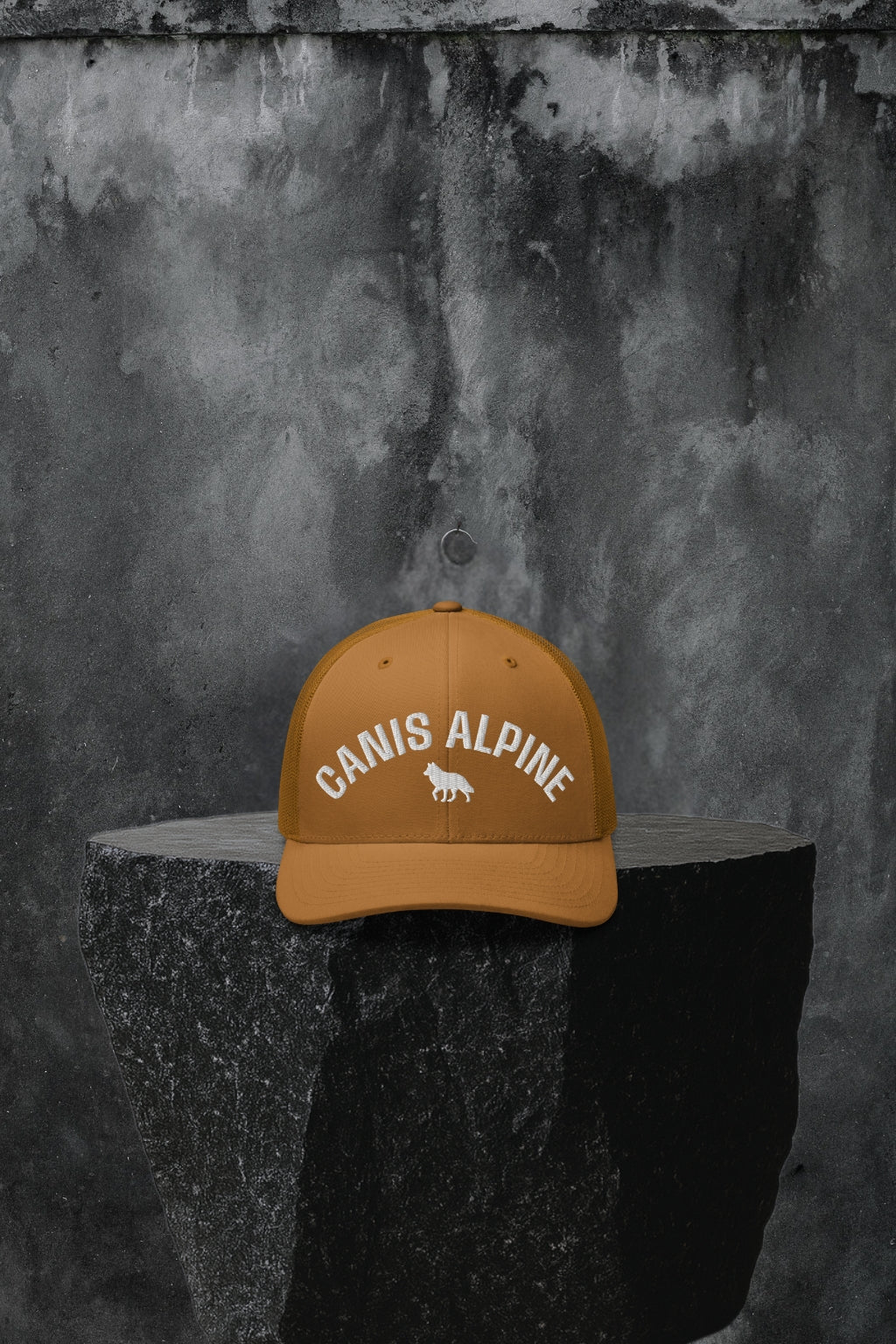 Canis White Core Trucker Cap