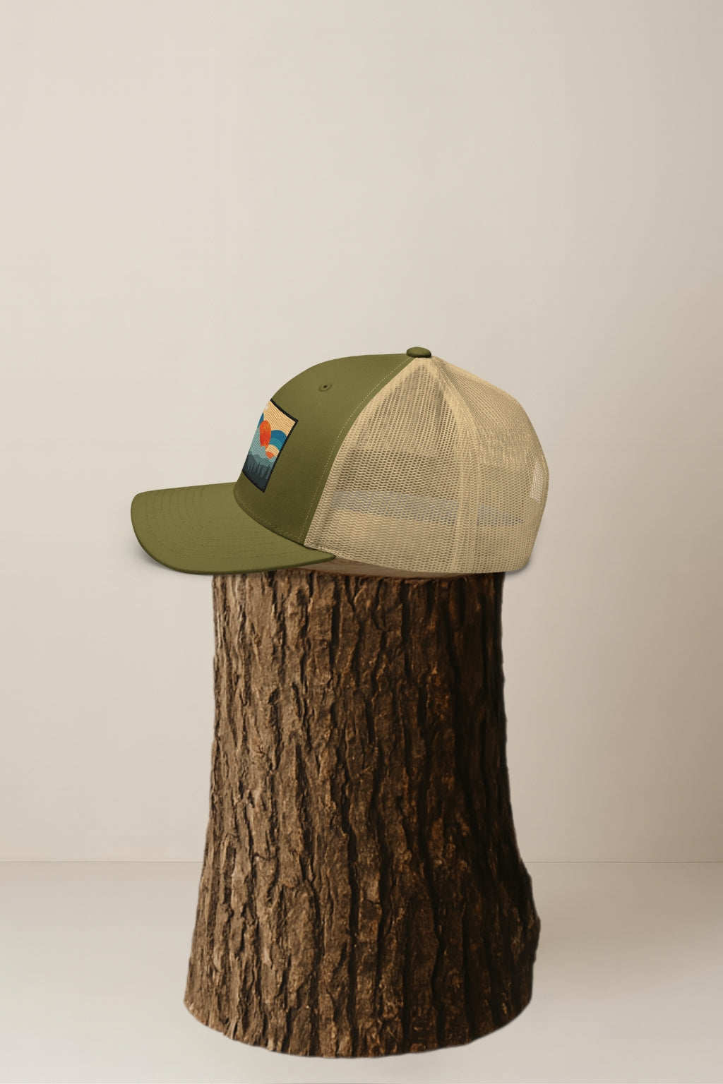 Colores Solis Occidentis Trucker Cap