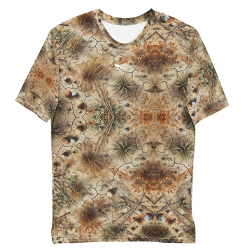 Men’s camouflage crew neck T-shirt with all-over print, made from a soft cotton-touch polyester jersey with four-way stretch.